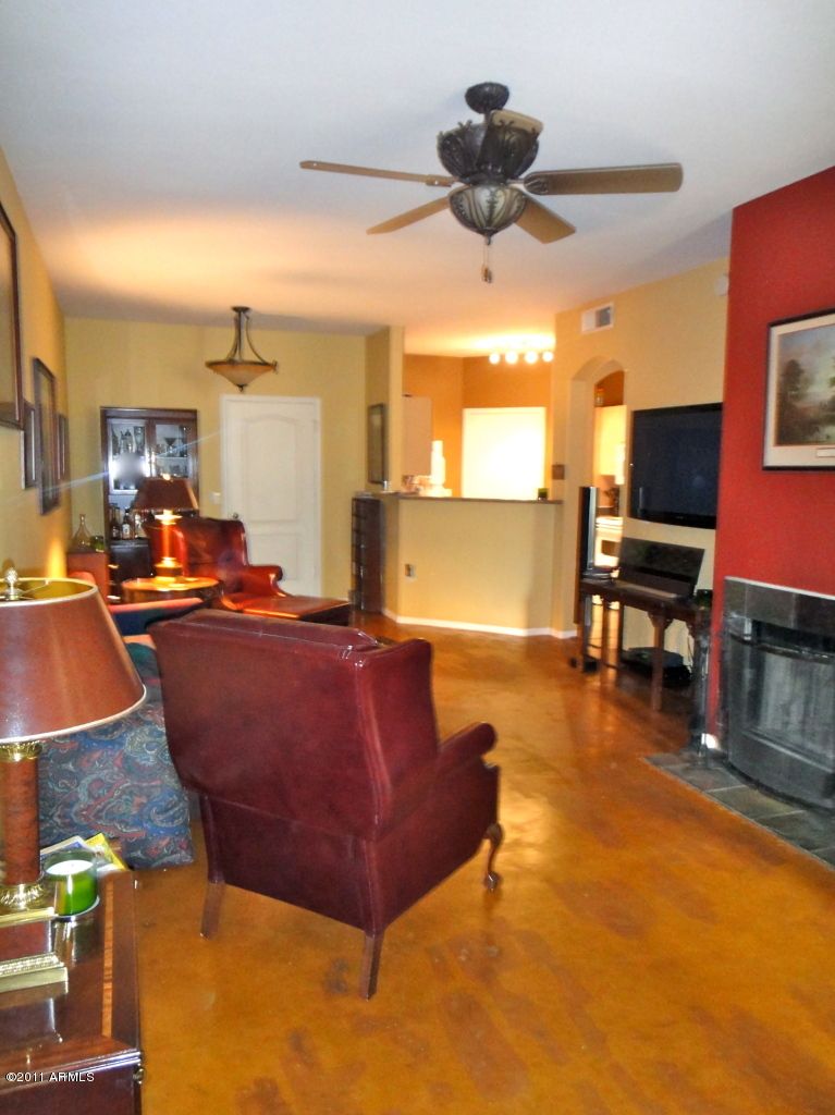 1411 E Orangewood Ave #111, Phoenix, AZ 85020