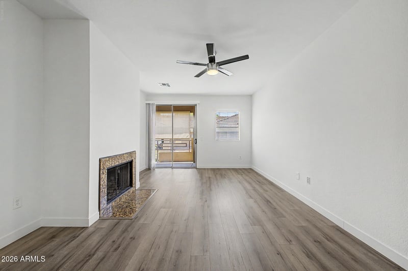 1411 Orangewood Ave #205, Phoenix, AZ 85020