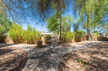 1411 E Orangewood Ave, Phoenix, AZ 85020