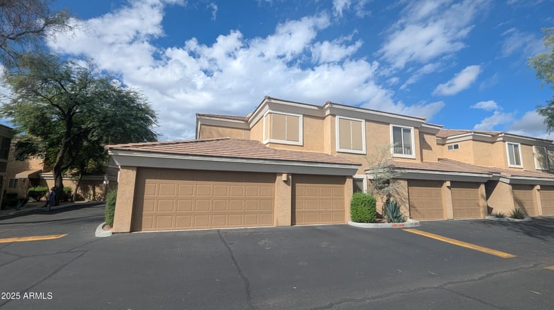 1411 Orangewood Ave #238, Phoenix, AZ 85020