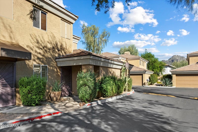1411 Orangewood Ave #238, Phoenix, AZ 85020
