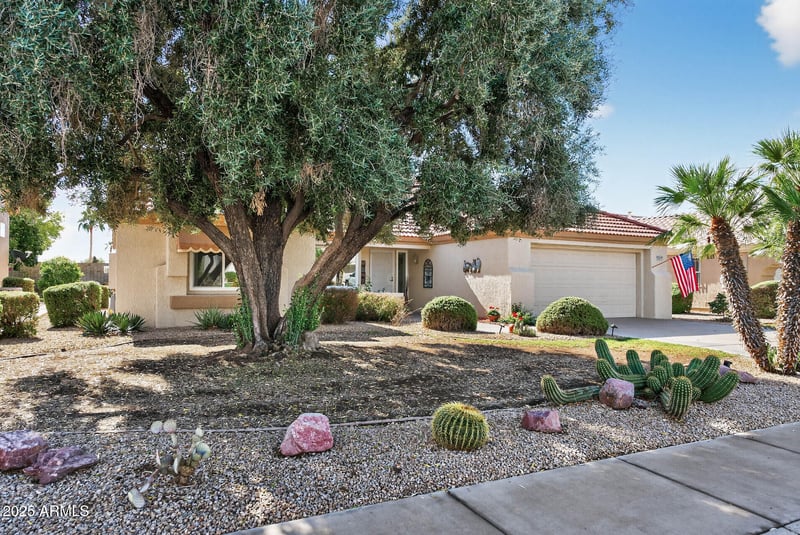 14111 Circle Ridge Dr, Sun City West, AZ 85375
