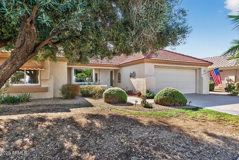14111 Circle Ridge Dr, Sun City West, AZ 85375