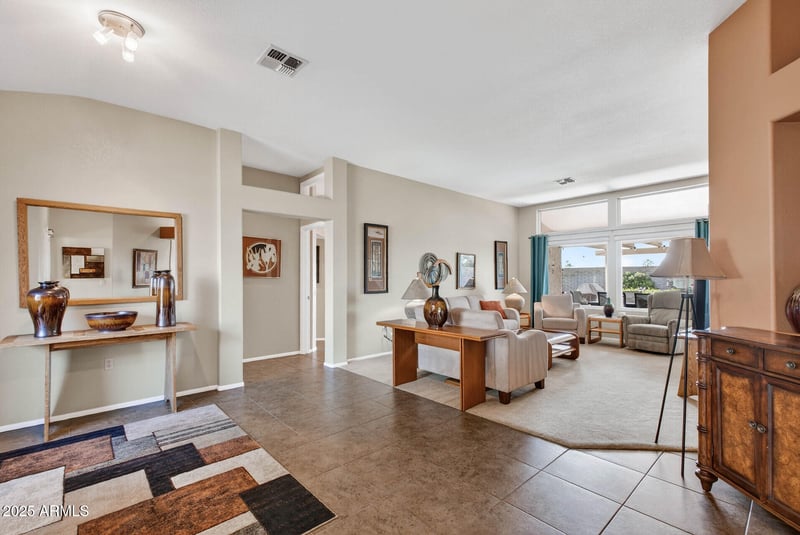 14111 Circle Ridge Dr, Sun City West, AZ 85375