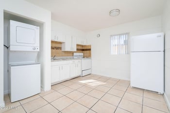 1412 35th St, Phoenix, AZ 85008