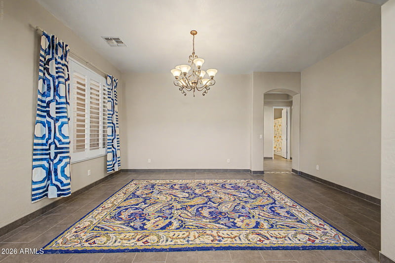 1412 N Vincent Cir, Mesa, AZ 85207