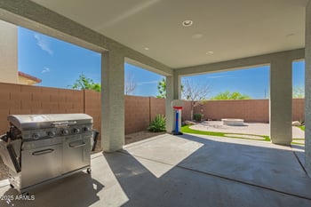 14121 Crabapple Dr, Surprise, AZ 85387