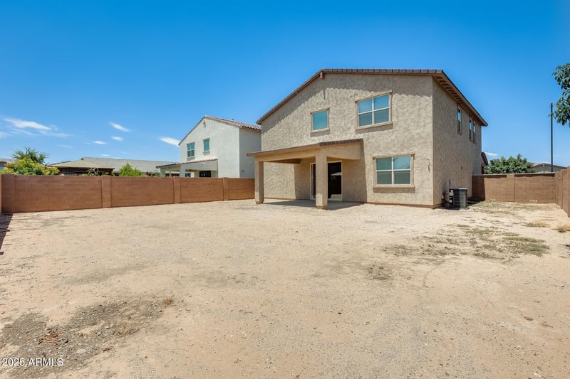 14129 Old Oak Ln, Surprise, AZ 85379