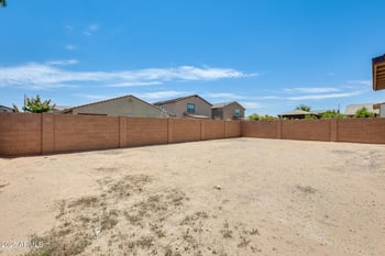 14129 Old Oak Ln, Surprise, AZ 85379