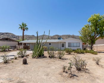 1413 Dobbins Rd, Phoenix, AZ 85042