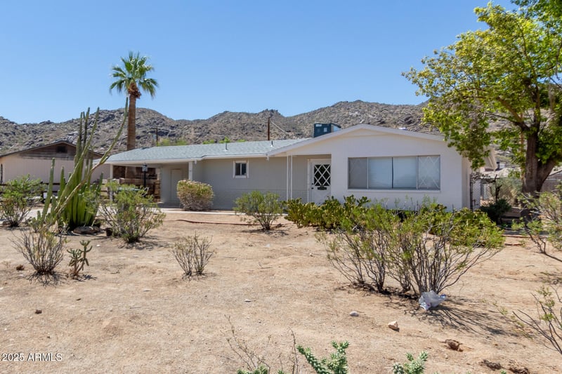 1413 Dobbins Rd, Phoenix, AZ 85042