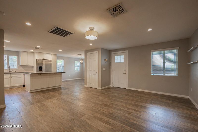 1413 E Weldon Ave, Phoenix, AZ 85014