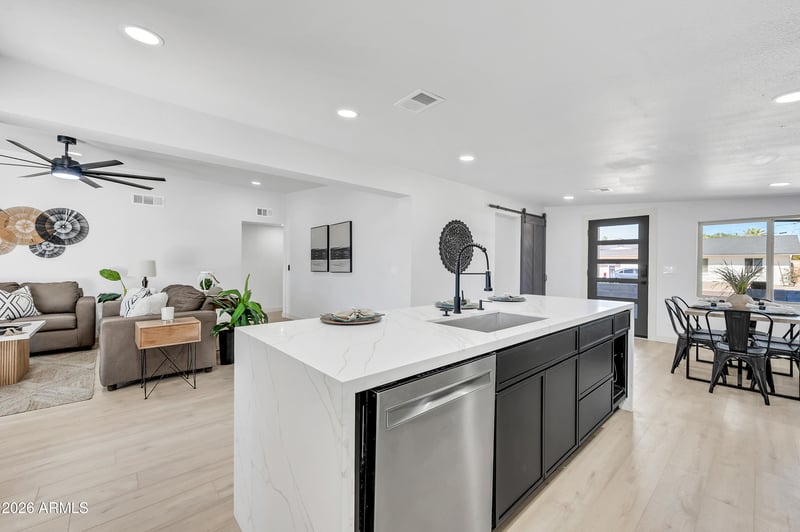 1413 Wesleyan Dr, Tempe, AZ 85282