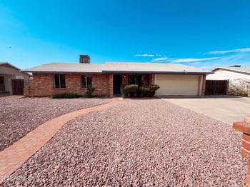 1413 W Behrend Dr, Phoenix, AZ 85027