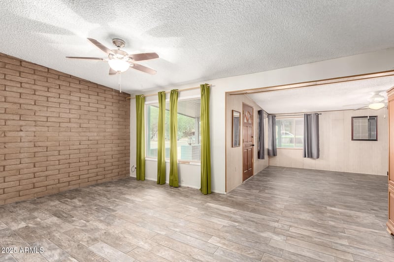 1413 Wesleyan Dr, Tempe, AZ 85282