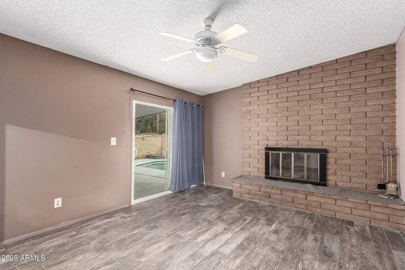 1413 Wesleyan Dr, Tempe, AZ 85282