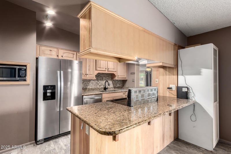 1413 Wesleyan Dr, Tempe, AZ 85282