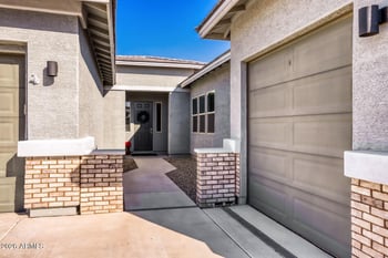 14132 Gray Fox Trl, Surprise, AZ 85387