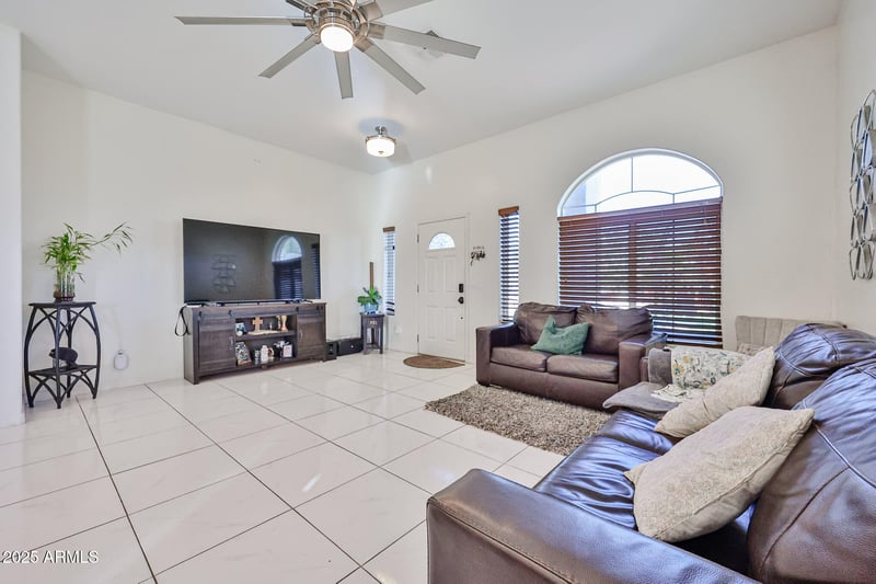 1414 112th Dr, Avondale, AZ 85323