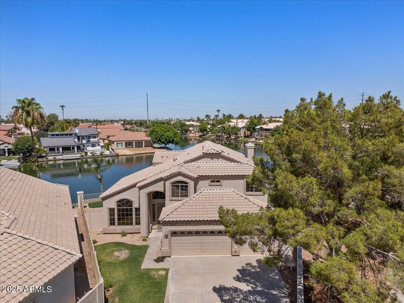 1414 Palmsprings Dr, Gilbert, AZ 85234