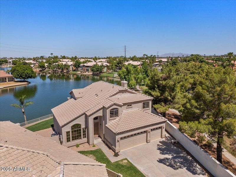 1414 Palmsprings Dr, Gilbert, AZ 85234