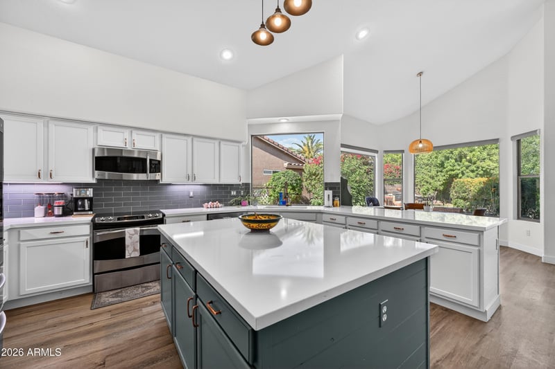 1414 S Sandstone St S, Gilbert, AZ 85296