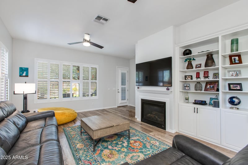 1414 Swan Ct, Chandler, AZ 85286