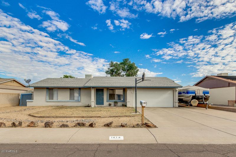 1414 W Oraibi Dr, Phoenix, AZ 85027