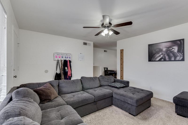 1414 W Oraibi Dr, Phoenix, AZ 85027
