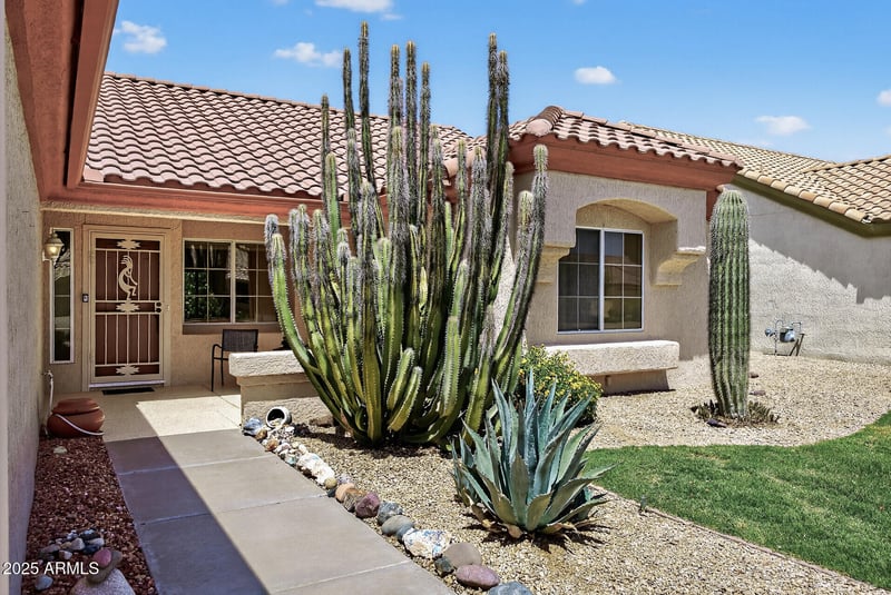 14140 Circle Ridge Dr, Sun City West, AZ 85375