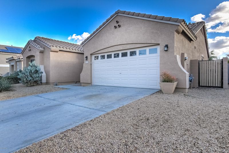 14141 W Crocus Dr, Surprise, AZ 85379