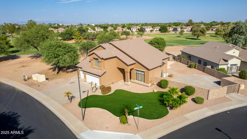 1415 Black Diamond Dr, Gilbert, AZ 85296