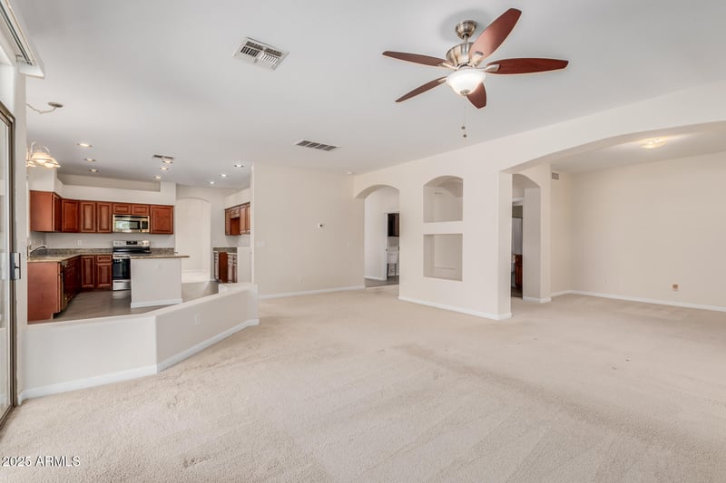 1415 Black Diamond Dr, Gilbert, AZ 85296
