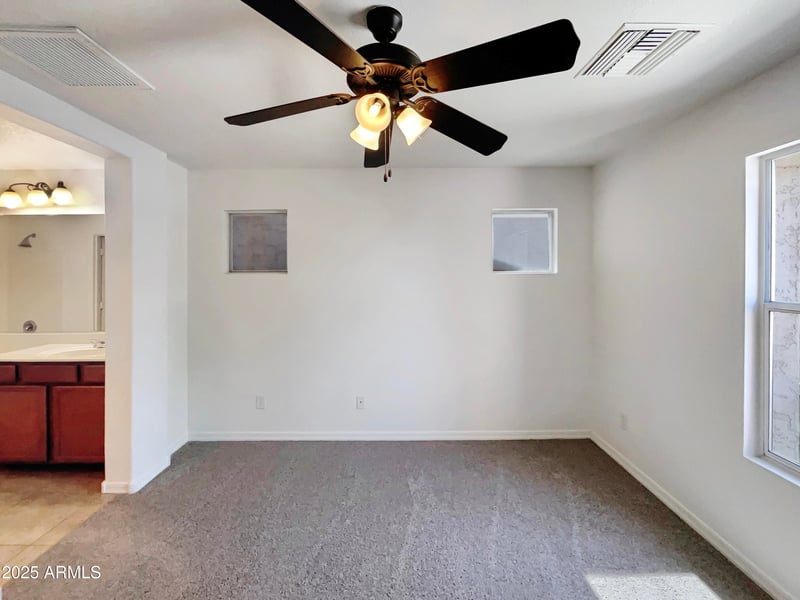 1415 Chipman Rd, Phoenix, AZ 85040