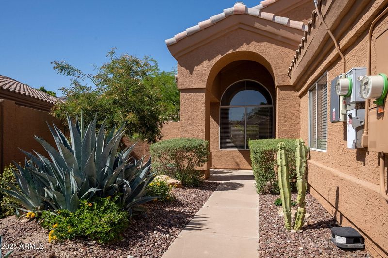 1416 E Sapium Way, Phoenix, AZ 85048