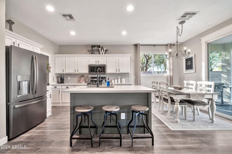 14162 Charter Oak Rd, Surprise, AZ 85379