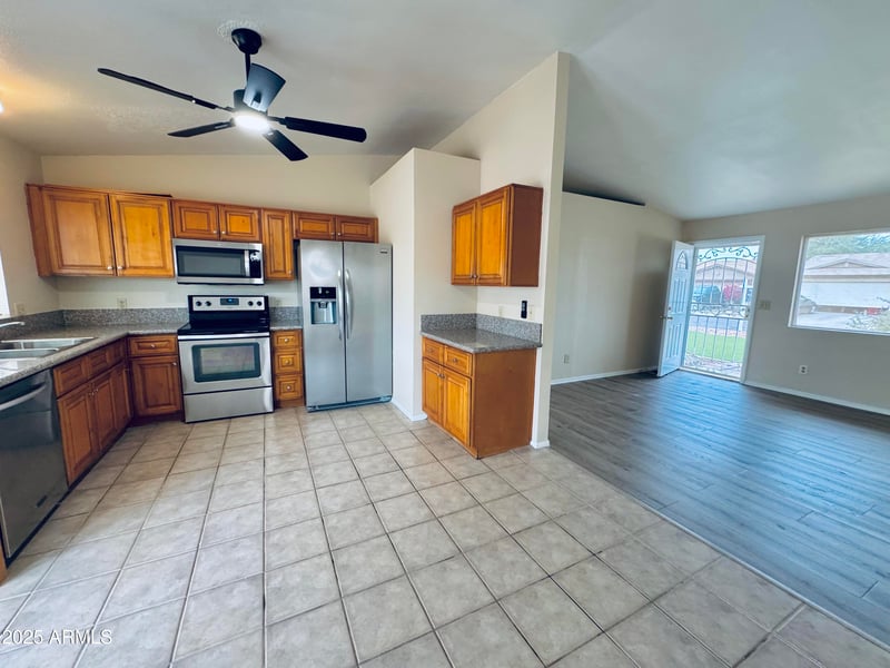 1417 66th Ln, Phoenix, AZ 85043