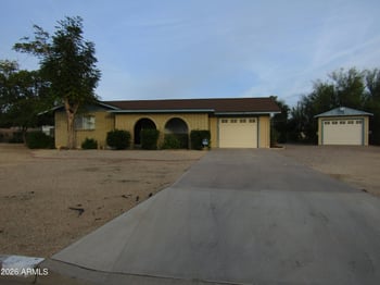 1417 67th St, Mesa, AZ 85205