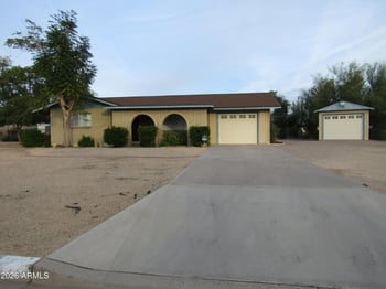 1417 67th St, Mesa, AZ 85205
