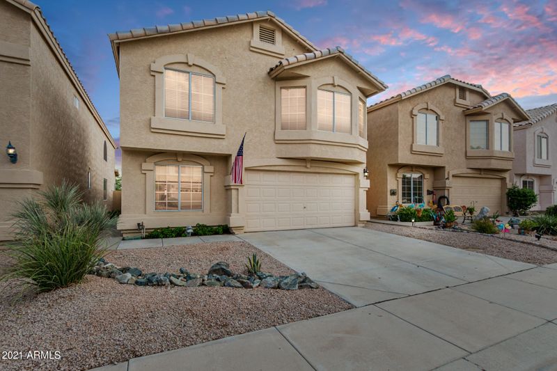 1417 E Cathedral Rock Dr, Phoenix, AZ 85048