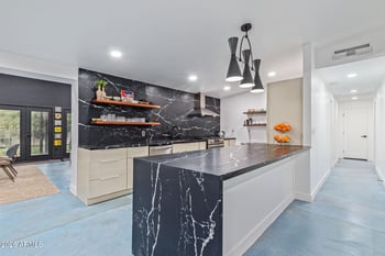 1417 Glenn Dr, Phoenix, AZ 85021