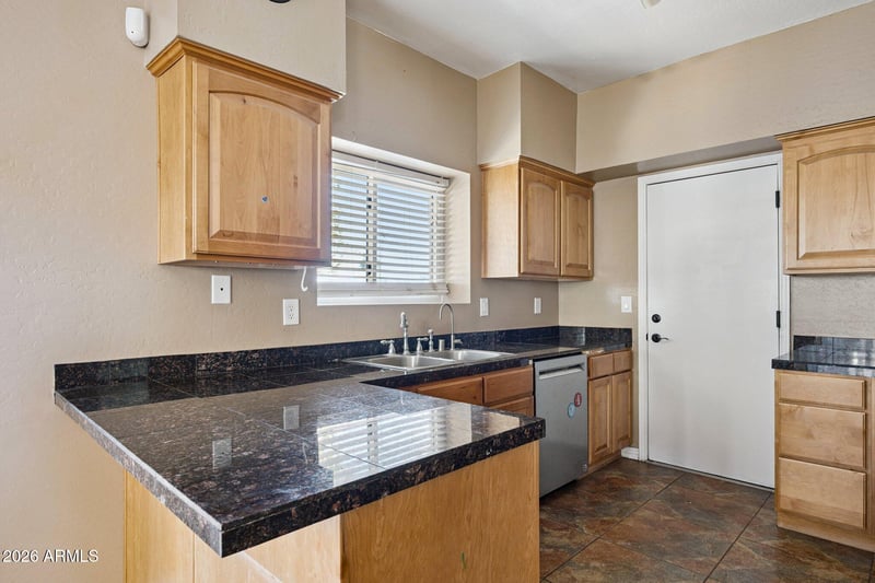 1417 Dana St, Gilbert, AZ 85233