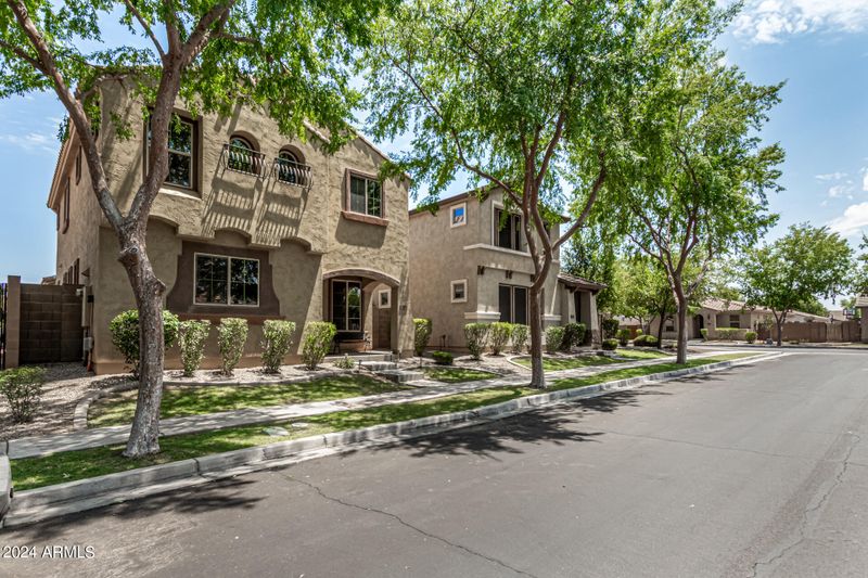 1417 S Chaparral Blvd, Gilbert, AZ 85296