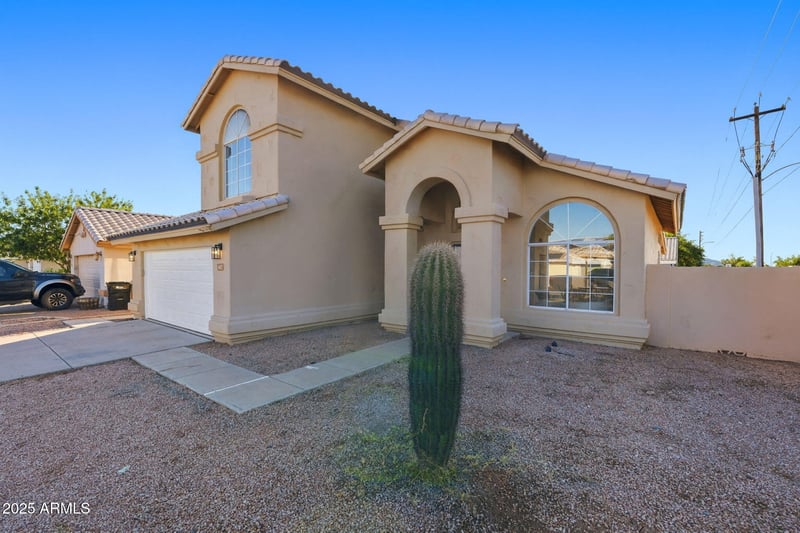 1417 Wagoner Rd, Phoenix, AZ 85023