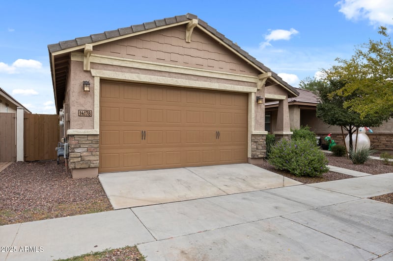 14178 Voltaire St, Surprise, AZ 85379