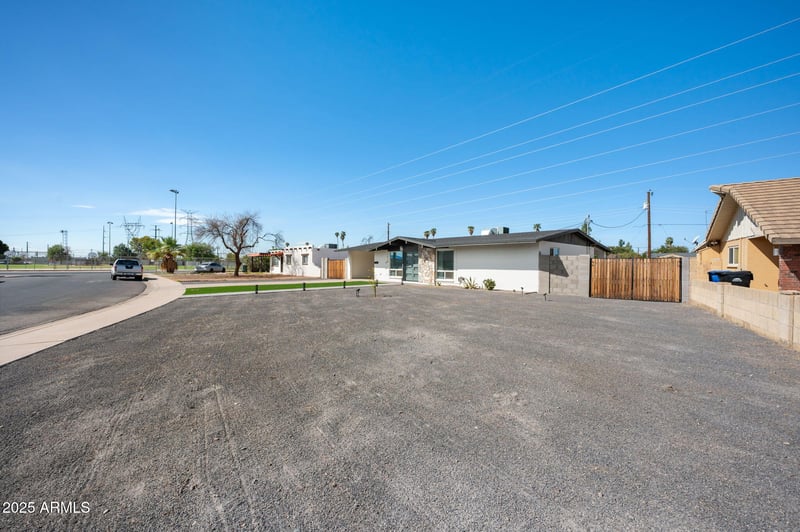 1418 Downing St, Mesa, AZ 85203