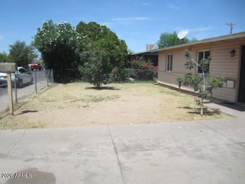 1418 E La Salle St, Phoenix, AZ 85040