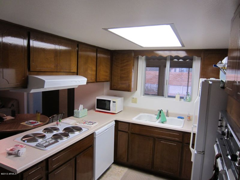 1418 W Bentley St, Mesa, AZ 85201