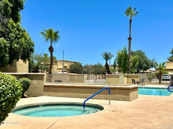 1418 La Jolla Dr, Tempe, AZ 85282