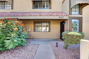 1418 W La Jolla Dr, Tempe, AZ 85282